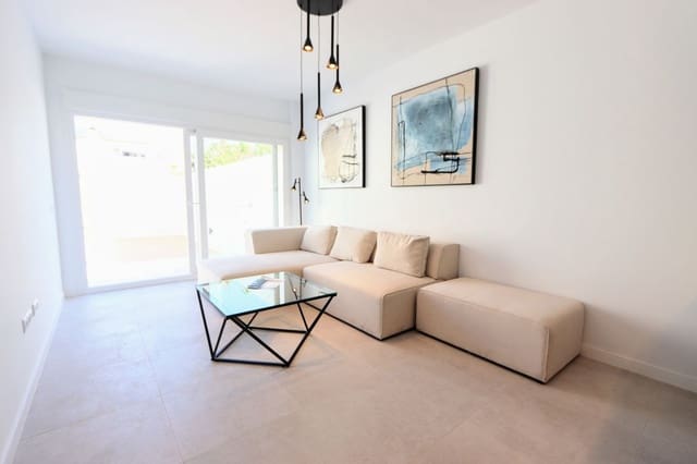 Apartamento de 3 habitaciones en Pilar de la Horadada en venta - 229.000 € (Ref: 8463890)