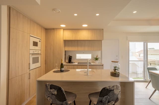 2 bedroom Apartment for sale in Villamartin, Orihuela with pool garage - € 299,500 (Ref: 8467872)