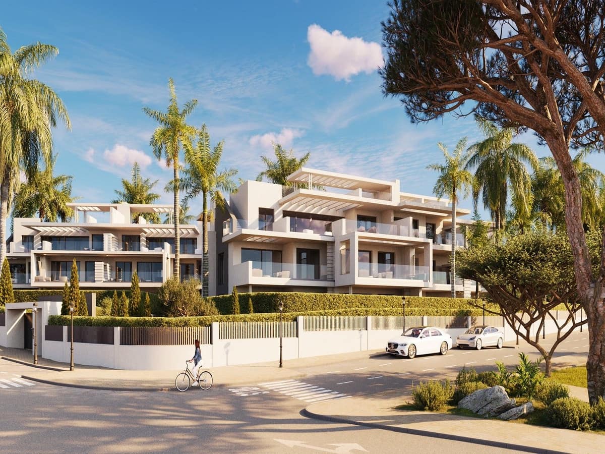 Apartamento de 3 habitaciones en Estepona en venta con piscina garaje - 708.750 € (Ref: 8474084)