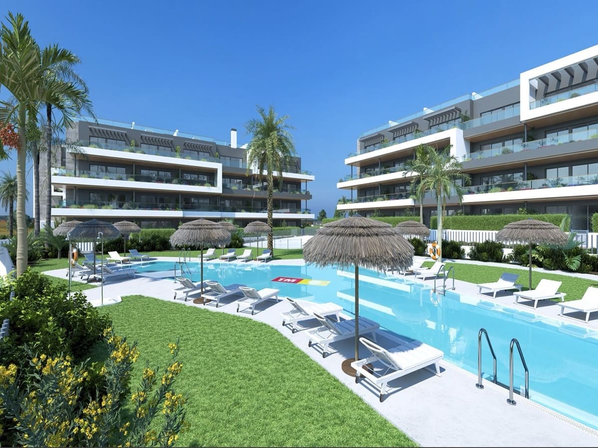 2 quarto Apartamento para venda em Torrevieja com piscina - 272 000 € (Ref: 8477932)