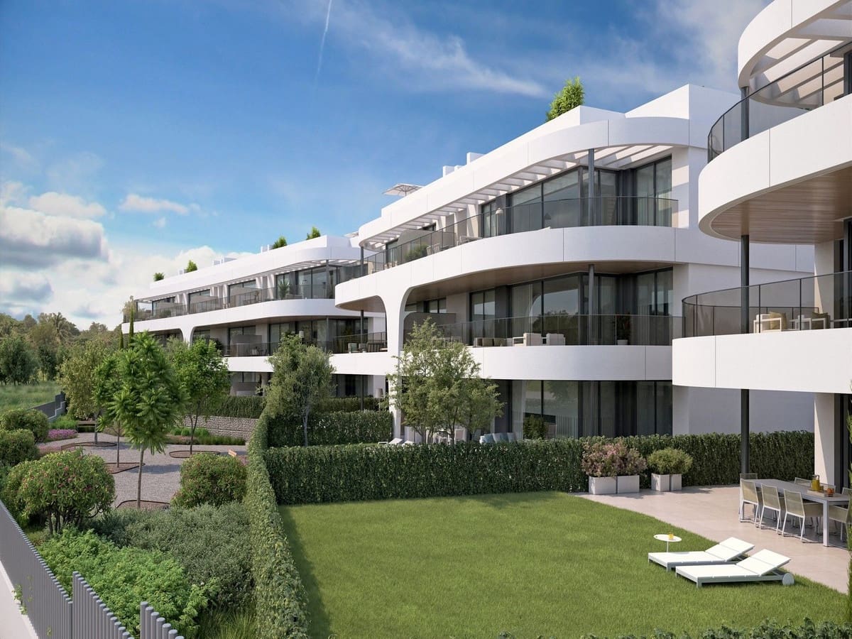 Apartamento de 3 habitaciones en New Golden Mile en venta con piscina garaje - 735.000 € (Ref: 8482025)