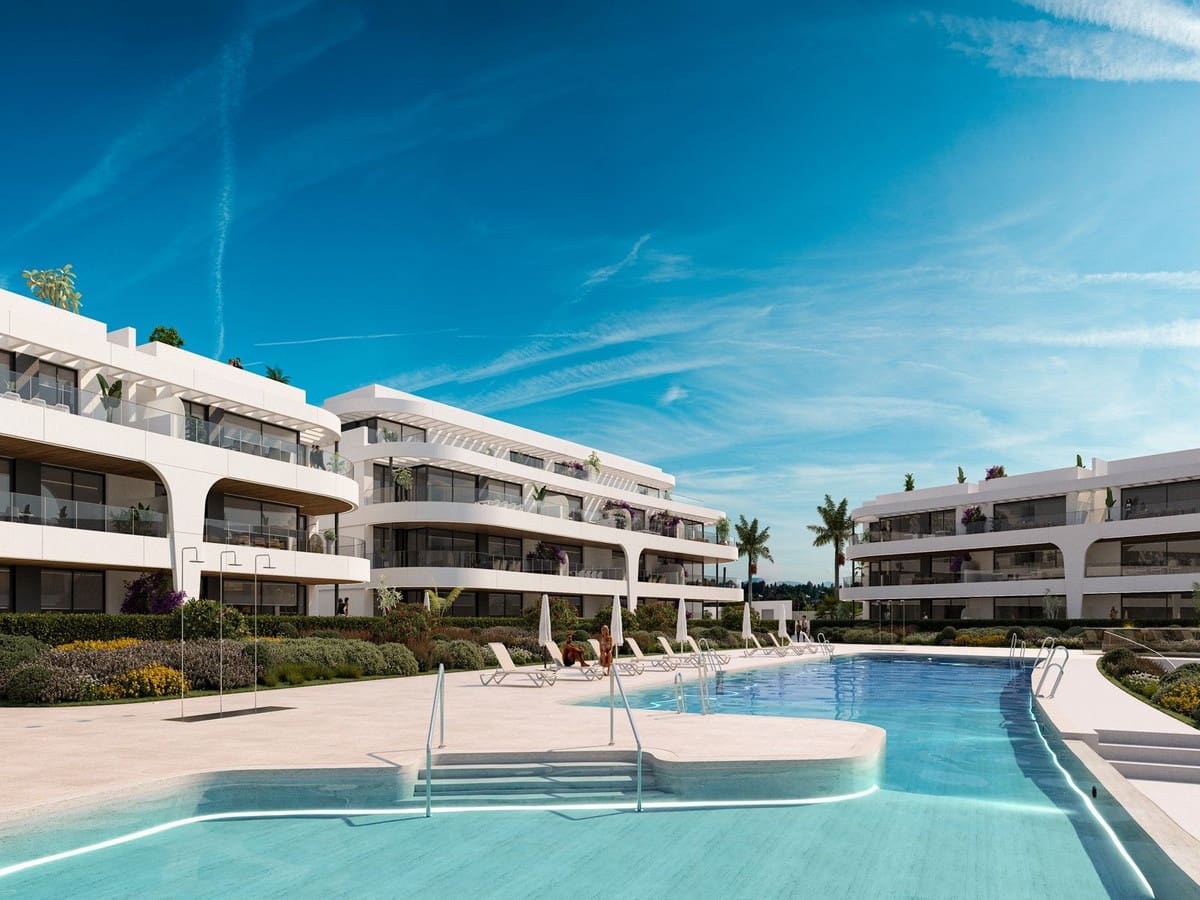 Apartamento de 3 habitaciones en New Golden Mile en venta con piscina garaje - 735.000 € (Ref: 8482025)