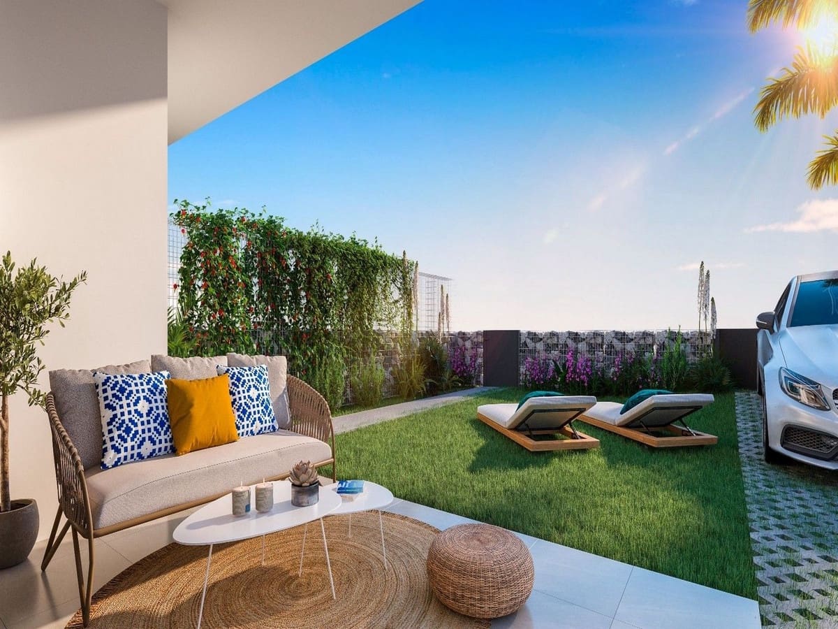 3 sypialnia Dom blizniak na sprzedaż w Mijas Costa z basenem garażem - 421 000 € (Ref: 8482048)