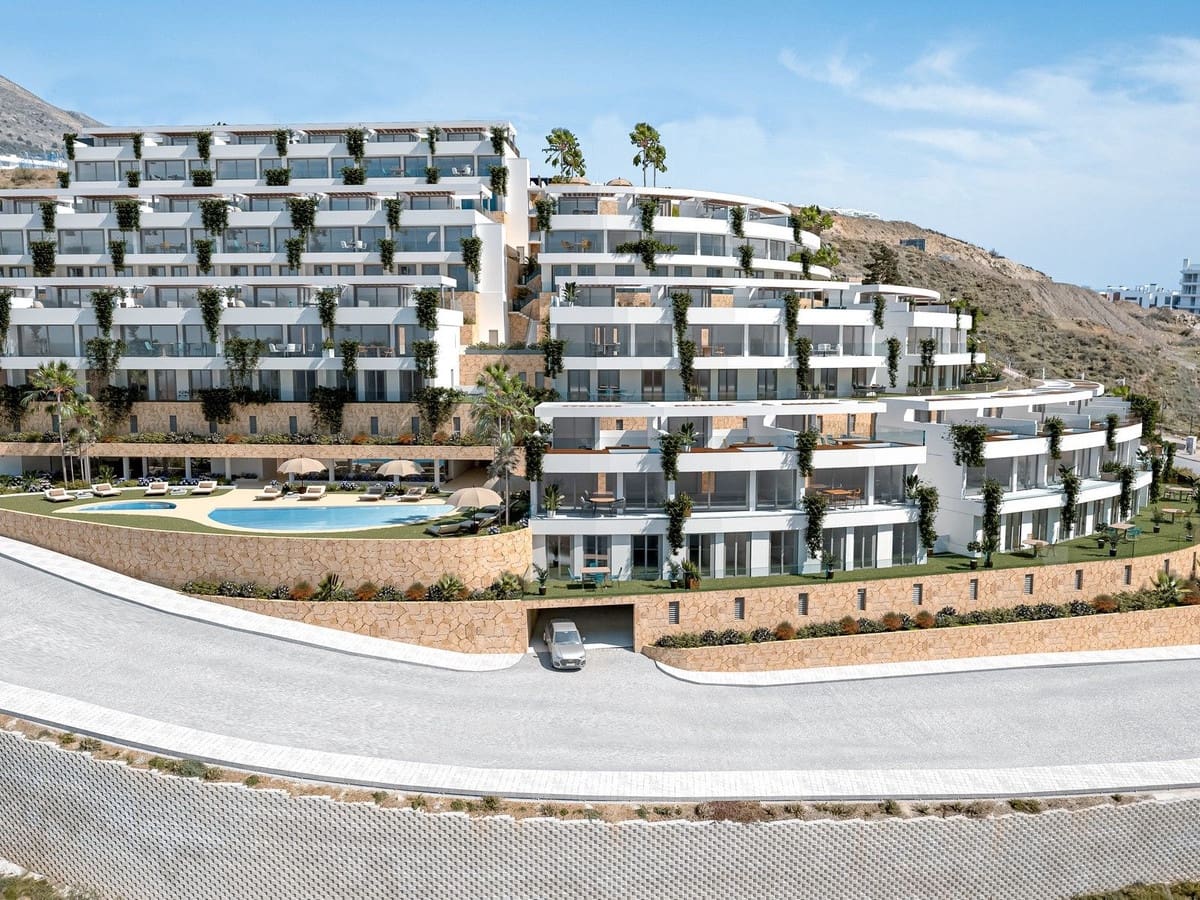 4 makuuhuone Paritalo myytävänä paikassa Fuengirola mukana uima-altaan 
autotalli - 1 300 000 € (Ref: 8487779)