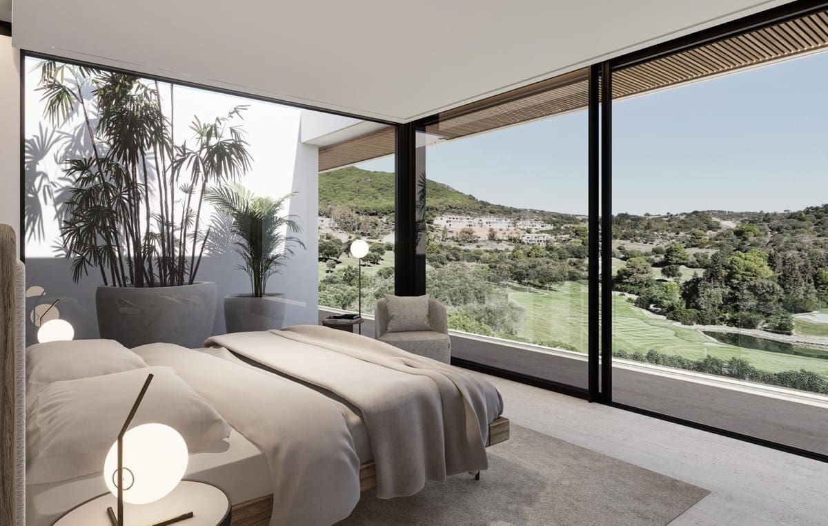 4 bedroom Villa for sale in Sotogrande with pool - € 4,950,000 (Ref: 8489072)