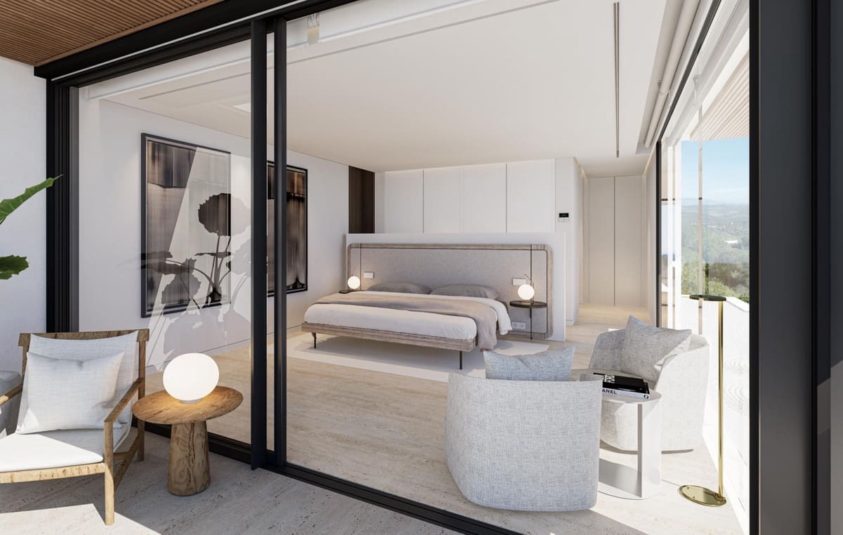 4 bedroom Villa for sale in Sotogrande with pool - € 6,300,000 (Ref: 8489073)