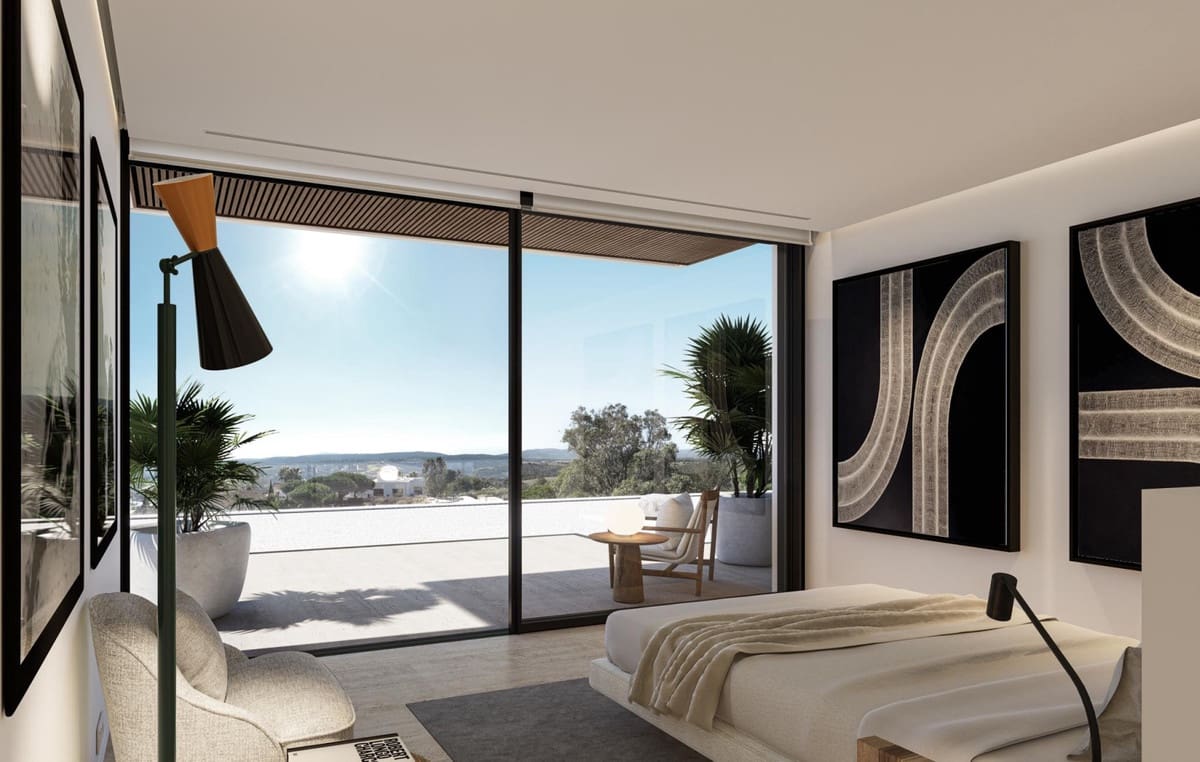 4 bedroom Villa for sale in Sotogrande with pool - € 6,300,000 (Ref: 8489073)