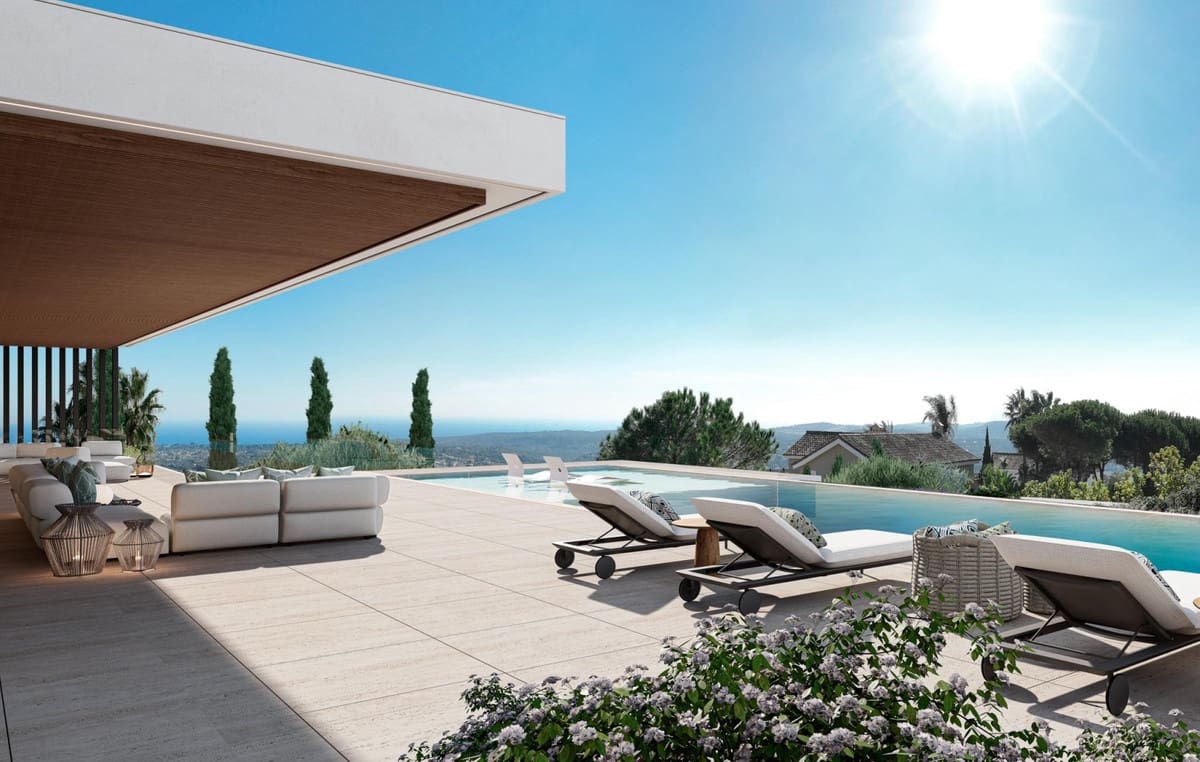 4 bedroom Villa for sale in Sotogrande with pool - € 6,300,000 (Ref: 8489073)