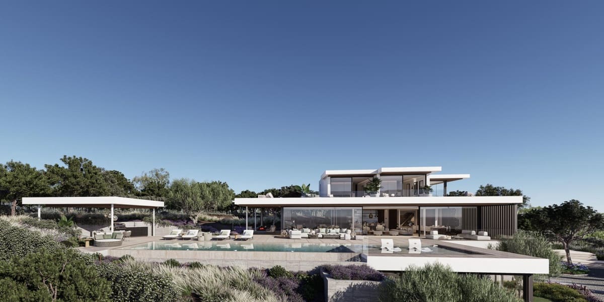 4 bedroom Villa for sale in Sotogrande with pool - € 6,300,000 (Ref: 8489073)