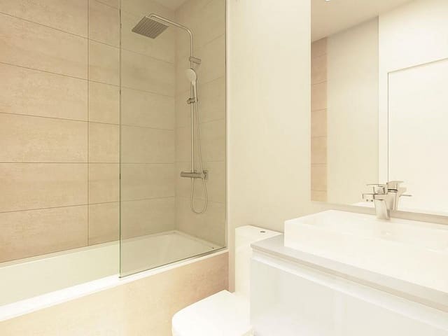 Apartamento de 3 habitaciones en Cancelada, Estepona en venta con piscina - 419.500 € (Ref: 8493542)
