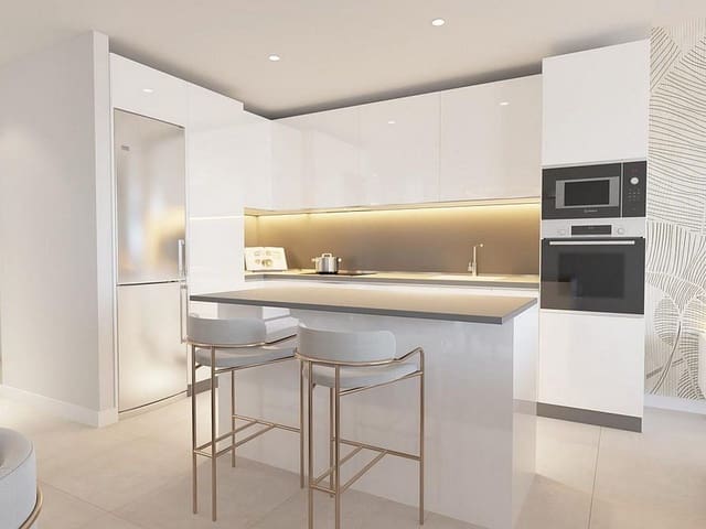 Apartamento de 3 habitaciones en Cancelada, Estepona en venta con piscina - 419.500 € (Ref: 8493542)