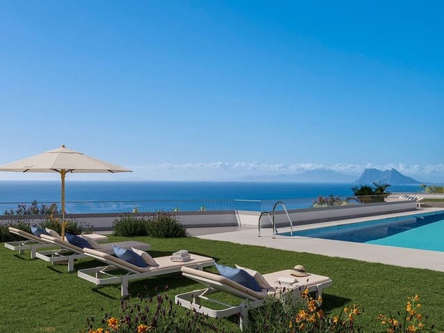 4 quarto Moradia Geminada para venda em Manilva com piscina garagem - 435 000 € (Ref: 8498874)