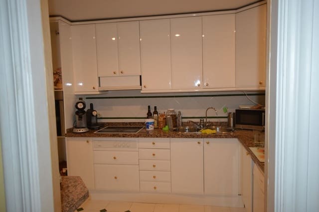 Apartamento de 2 habitaciones en Costalita, Estepona en venta con piscina - 530.000 € (Ref: 8504484)