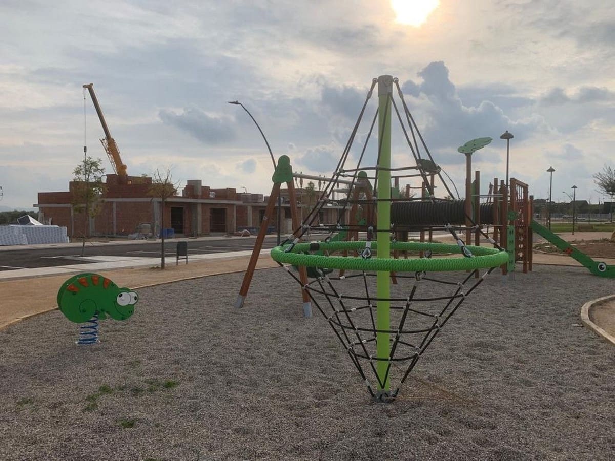 3 soverom Villa til salgs i Roldan med svømmebasseng - € 392 500 (Ref: 8505700)