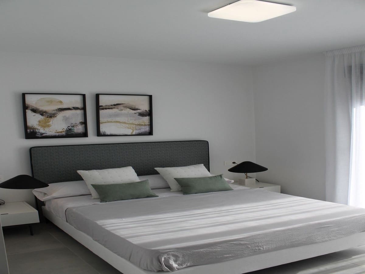 3 sovrum Villa till salu i Roldan med pool - 392 500 € (Ref: 8505700)