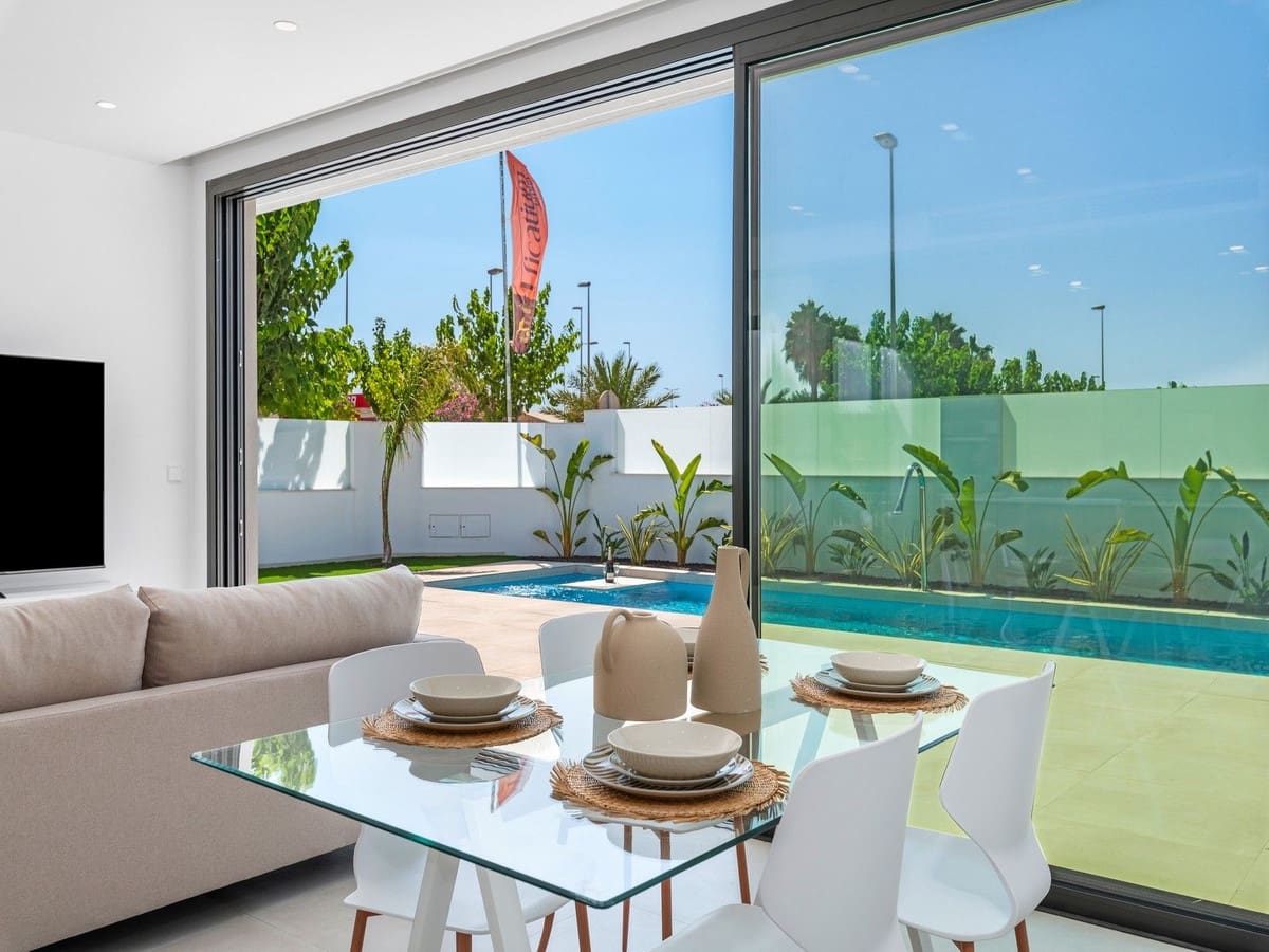 3 bedroom Villa for sale in San Javier with pool - € 739,900 (Ref: 8519351)