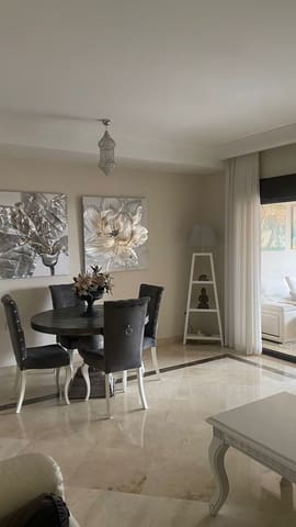 Pareado de 3 habitaciones en New Golden Mile, Estepona en venta con piscina garaje - 525.000 € (Ref: 8561592)