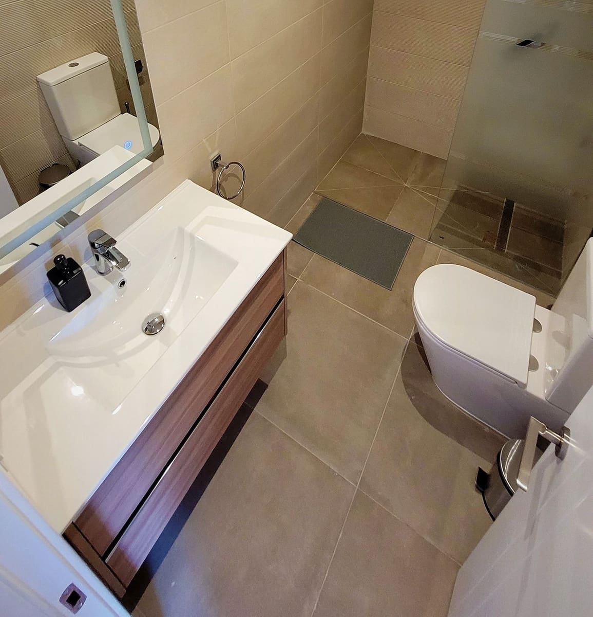 8 bedroom Apartment for sale in Los Balcones with pool garage - € 1,090,000 (Ref: 8580086)