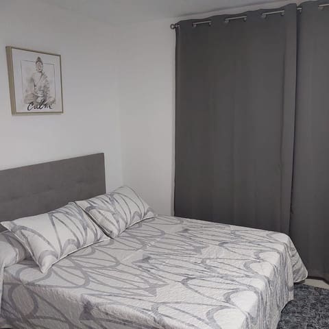 3 sypialnia Dom na sprzedaż w Costabella, Marbella z basenem - 620 000 € (Ref: 8584591)