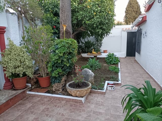 3 sypialnia Dom na sprzedaż w Costabella, Marbella z basenem - 620 000 € (Ref: 8584591)