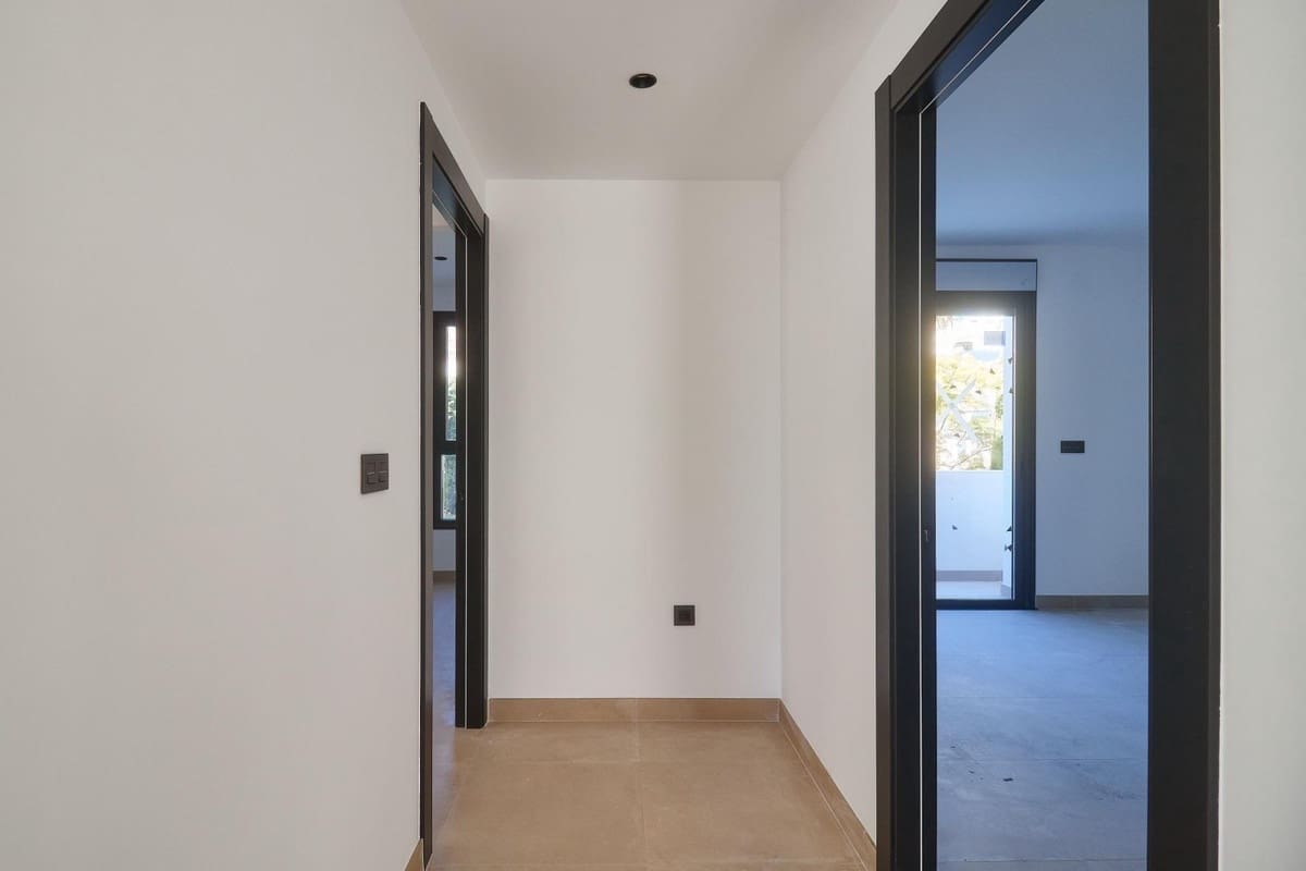 4 sypialnia Willa na sprzedaż w La Cala de Mijas z basenem - 1 390 000 € (Ref: 8591104)