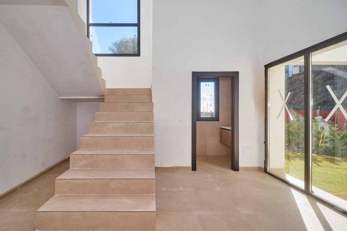 4 sypialnia Willa na sprzedaż w La Cala de Mijas z basenem - 1 390 000 € (Ref: 8591104)