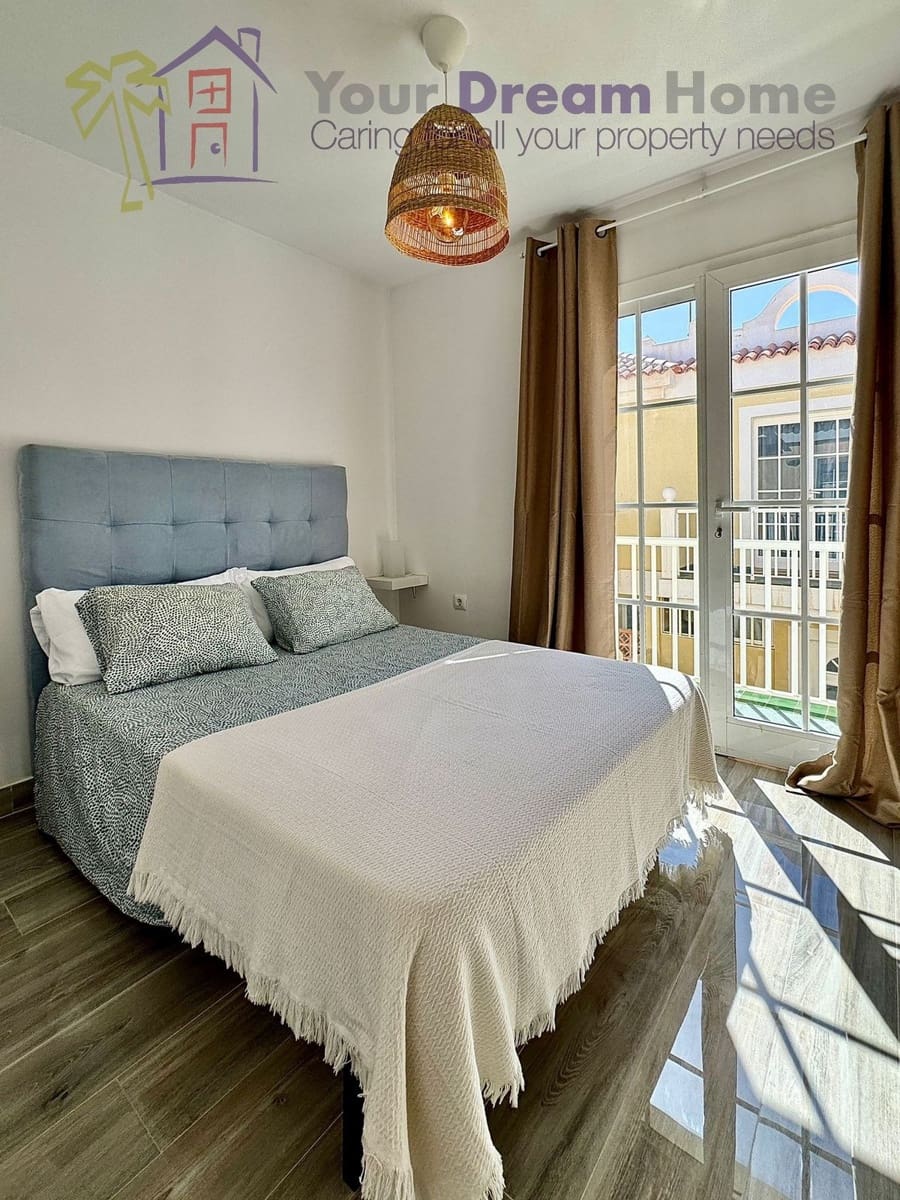 2 sovrum Hus till salu i Caleta de Fuste med garage - 274 000 € (Ref: 8599900)