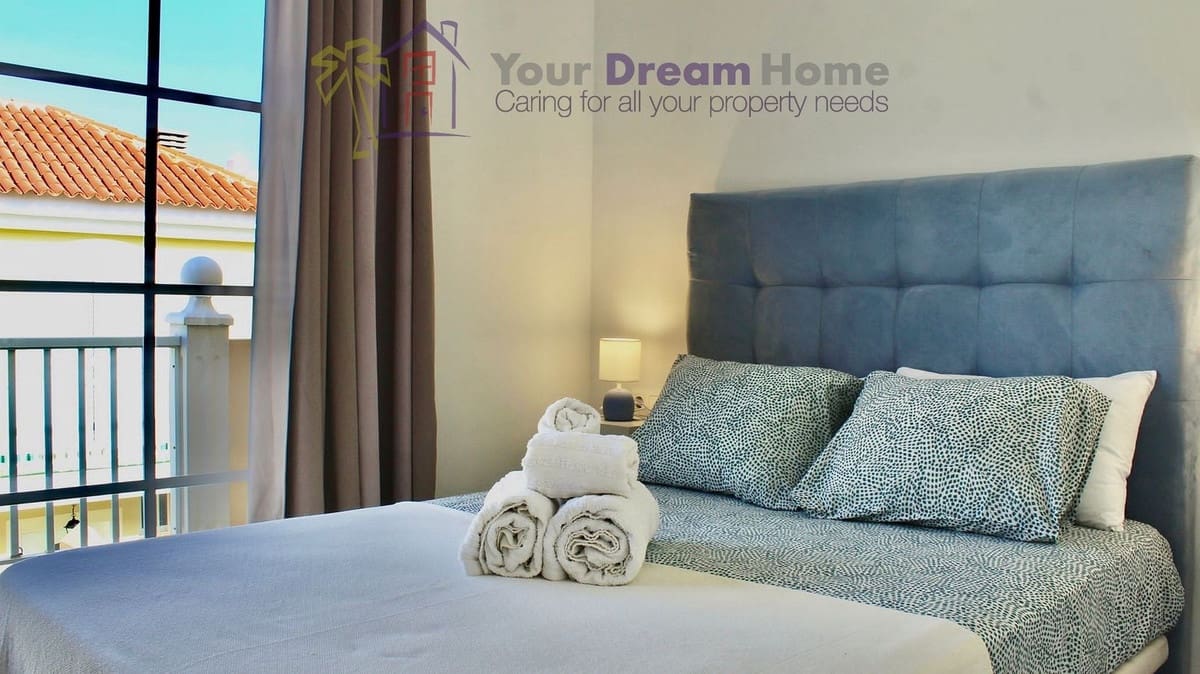 2 sovrum Hus till salu i Caleta de Fuste med garage - 274 000 € (Ref: 8599900)