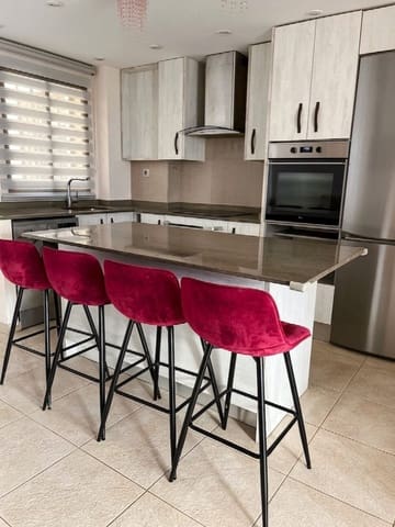 2 bedroom Apartment for sale in Centro, Estepona with pool - € 485,000 (Ref: 8603916)