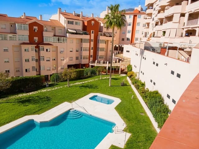 Apartamento de 2 habitaciones en Centro, Estepona en venta - 379.000 € (Ref: 8622818)