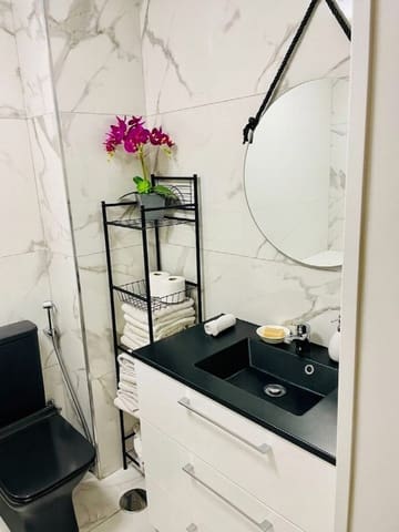 Apartamento de 2 habitaciones en Centro, Estepona en venta - 379.000 € (Ref: 8622818)