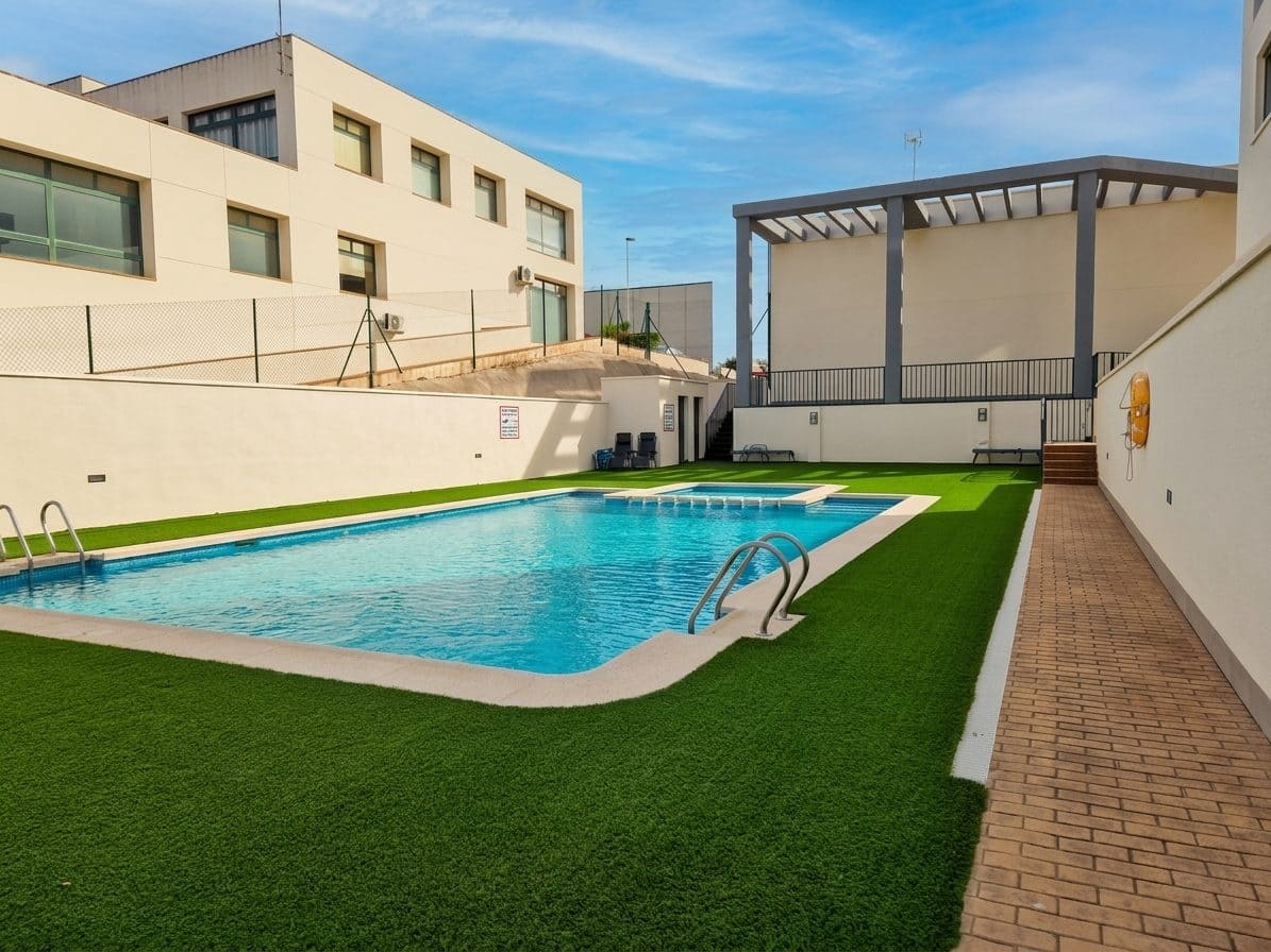 3 bedroom Apartment for sale in Orihuela with pool garage - € 190,000 (Ref: 8638729)
