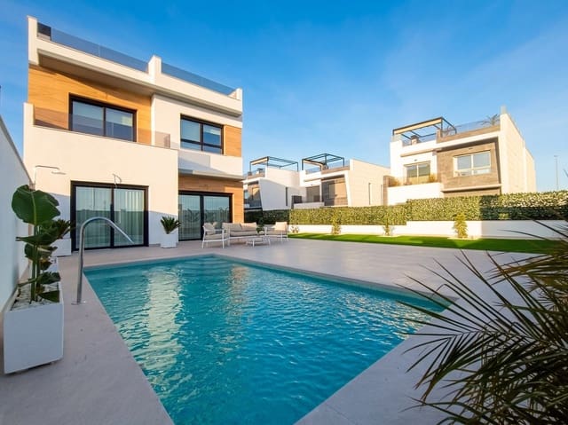 3 Zimmer Bungalow zu verkaufen in Benijófar mit Pool - 465.000 € (Ref: 8641014)