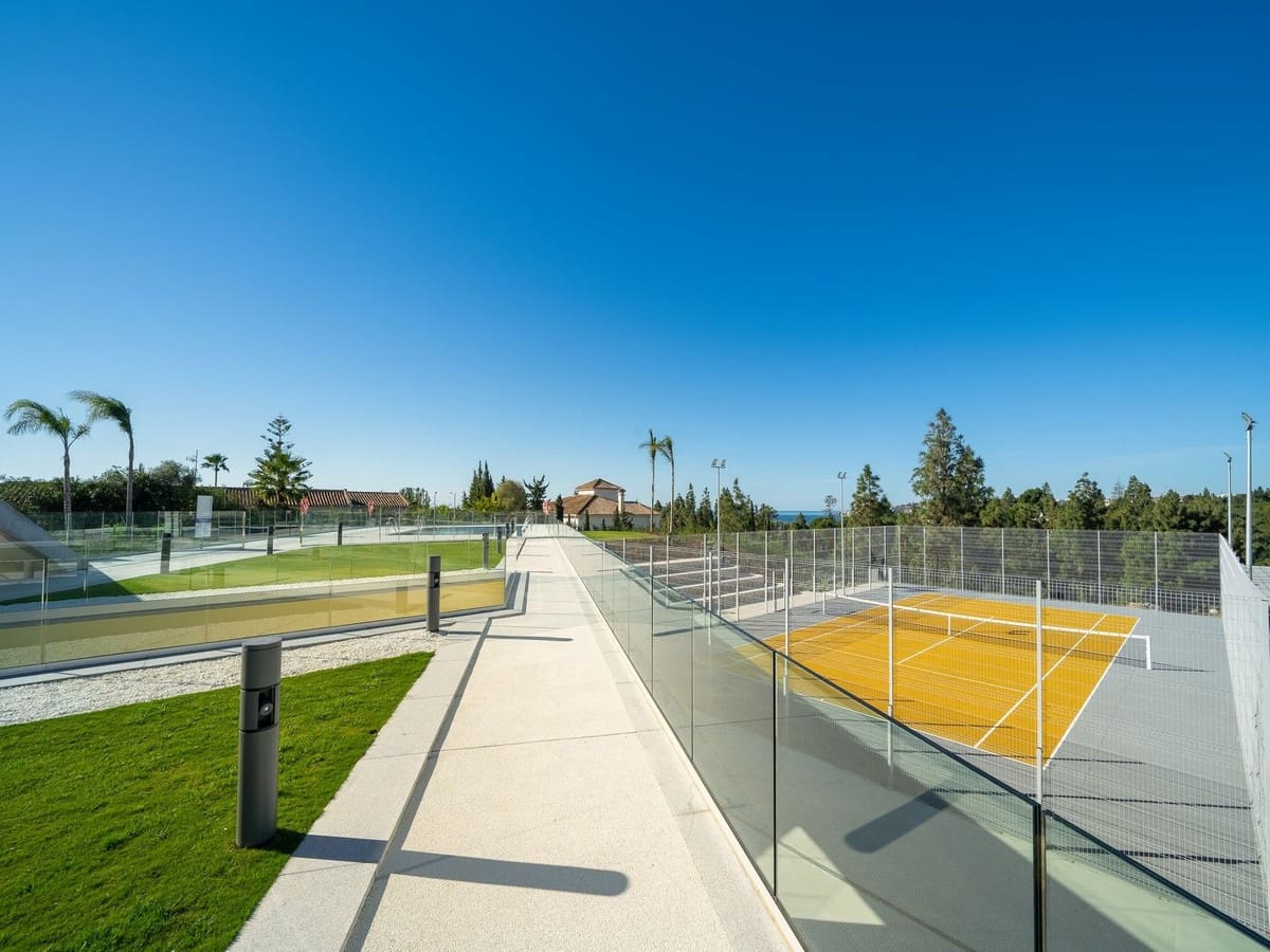 4 bedroom Townhouse for sale in Mijas with pool - € 1,069,000 (Ref: 8641025)