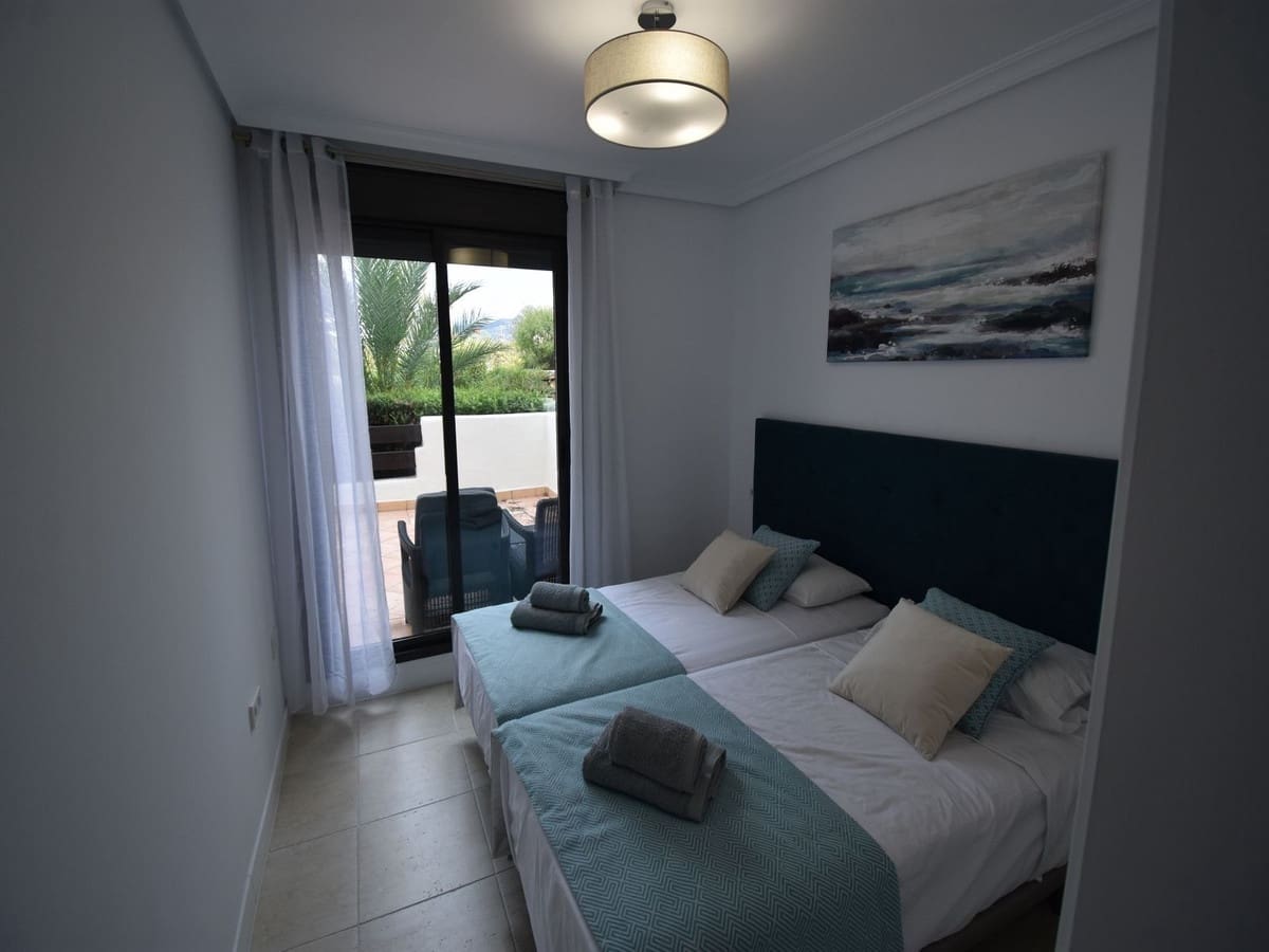 2 bedroom Apartment for sale in Estepona with pool garage - € 365,000 (Ref: 8648284)