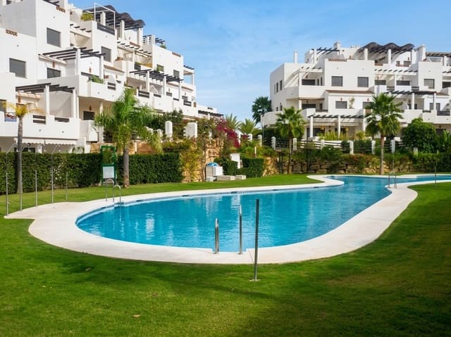 2 makuuhuone Huoneisto myytävänä paikassa Centro, Estepona mukana uima-altaan - 365 000 € (Ref: 8648284)