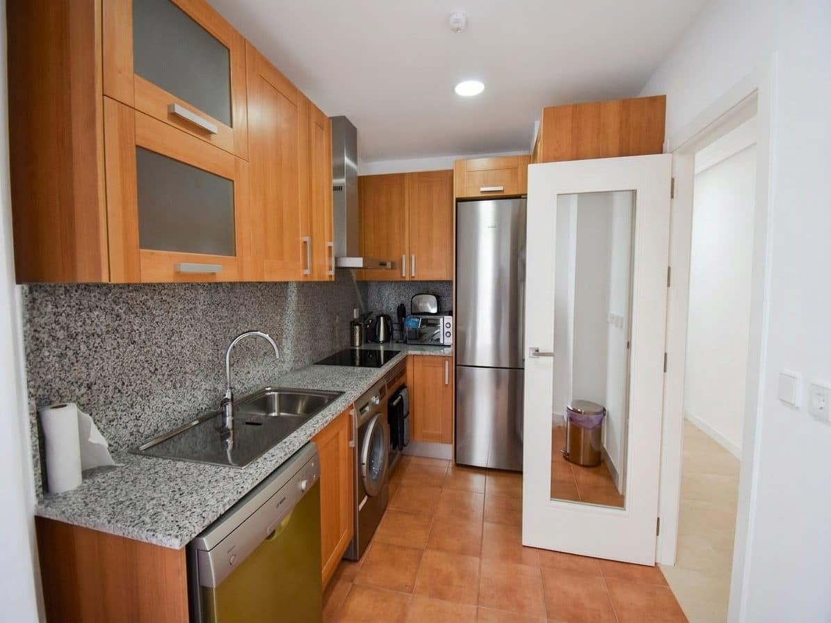 2 makuuhuone Huoneisto myytävänä paikassa Estepona mukana uima-altaan - 365 000 € (Ref: 8648284)
