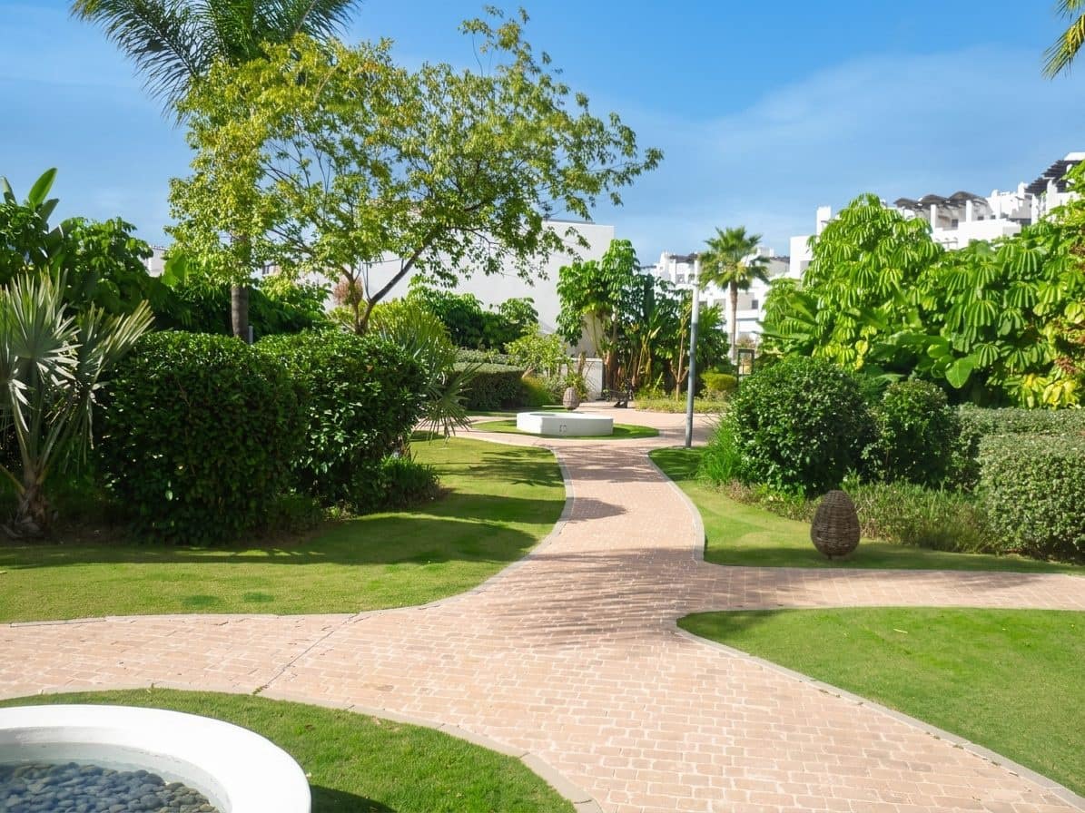 2 makuuhuone Huoneisto myytävänä paikassa Estepona mukana uima-altaan - 365 000 € (Ref: 8648284)