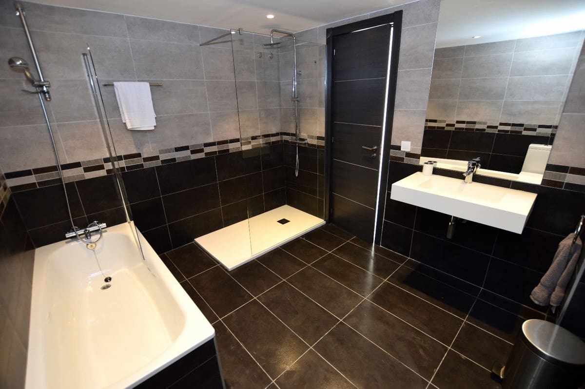 6 sypialnia Willa na sprzedaż w Benalmadena Costa z basenem - 1 450 000 € (Ref: 8668359)