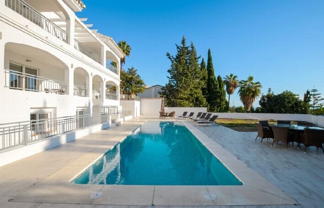 6 slaapkamer Villa te koop in Benalmadena Costa, Benalmádena met zwembad - € 1.450.000 (Ref: 8668359)
