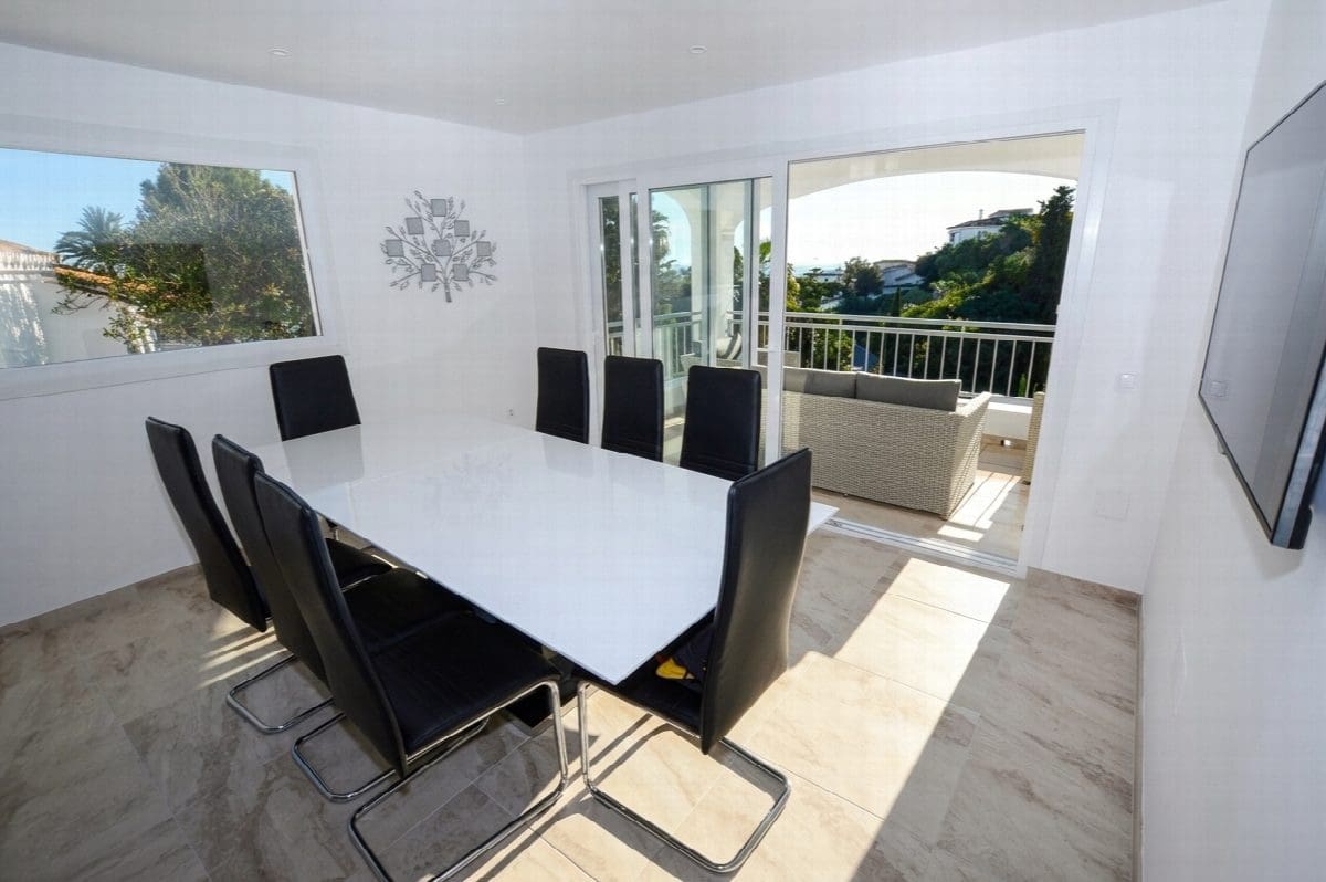 6 soveværelse Villa til salg i Benalmadena Costa med swimmingpool - € 1.450.000 (Ref: 8668359)