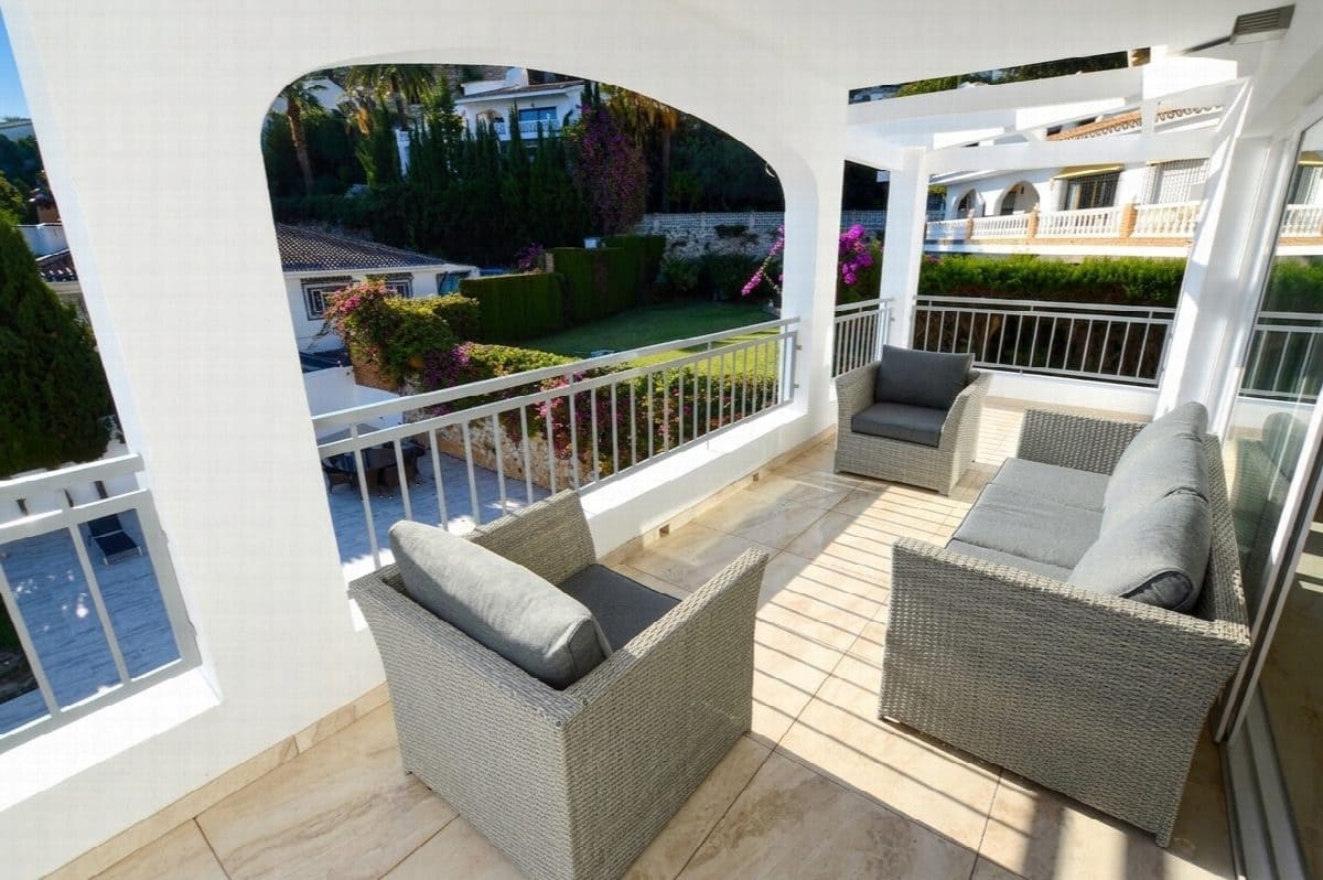 6 soveværelse Villa til salg i Benalmadena Costa med swimmingpool - € 1.450.000 (Ref: 8668359)