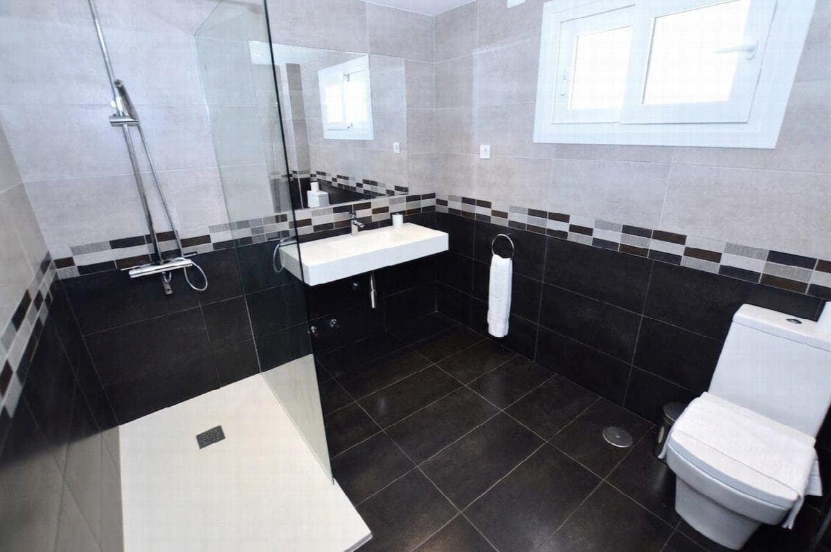 6 soveværelse Villa til salg i Benalmadena Costa med swimmingpool - € 1.450.000 (Ref: 8668359)