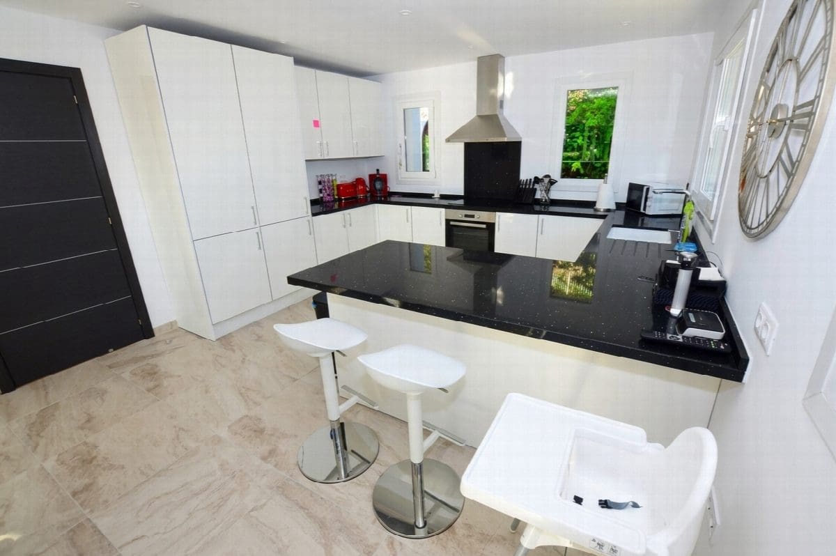 6 chambre Villa/Maison à vendre à Benalmadena Costa avec piscine - 1 450 000 € (Ref: 8668360)