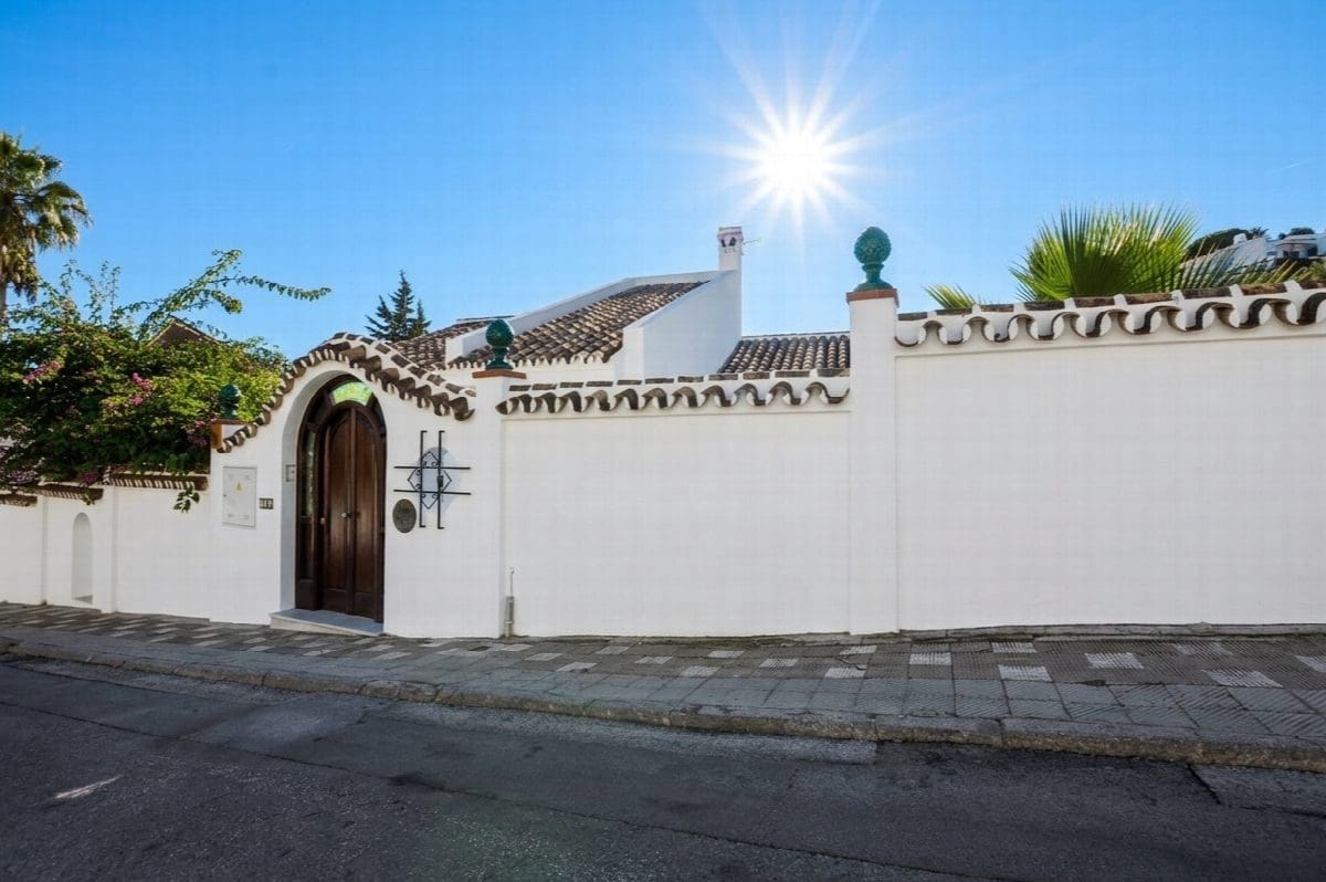 6 chambre Villa/Maison à vendre à Benalmadena Costa avec piscine - 1 450 000 € (Ref: 8668360)