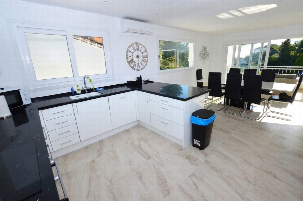 6 chambre Villa/Maison à vendre à Benalmadena Costa avec piscine - 1 450 000 € (Ref: 8668360)