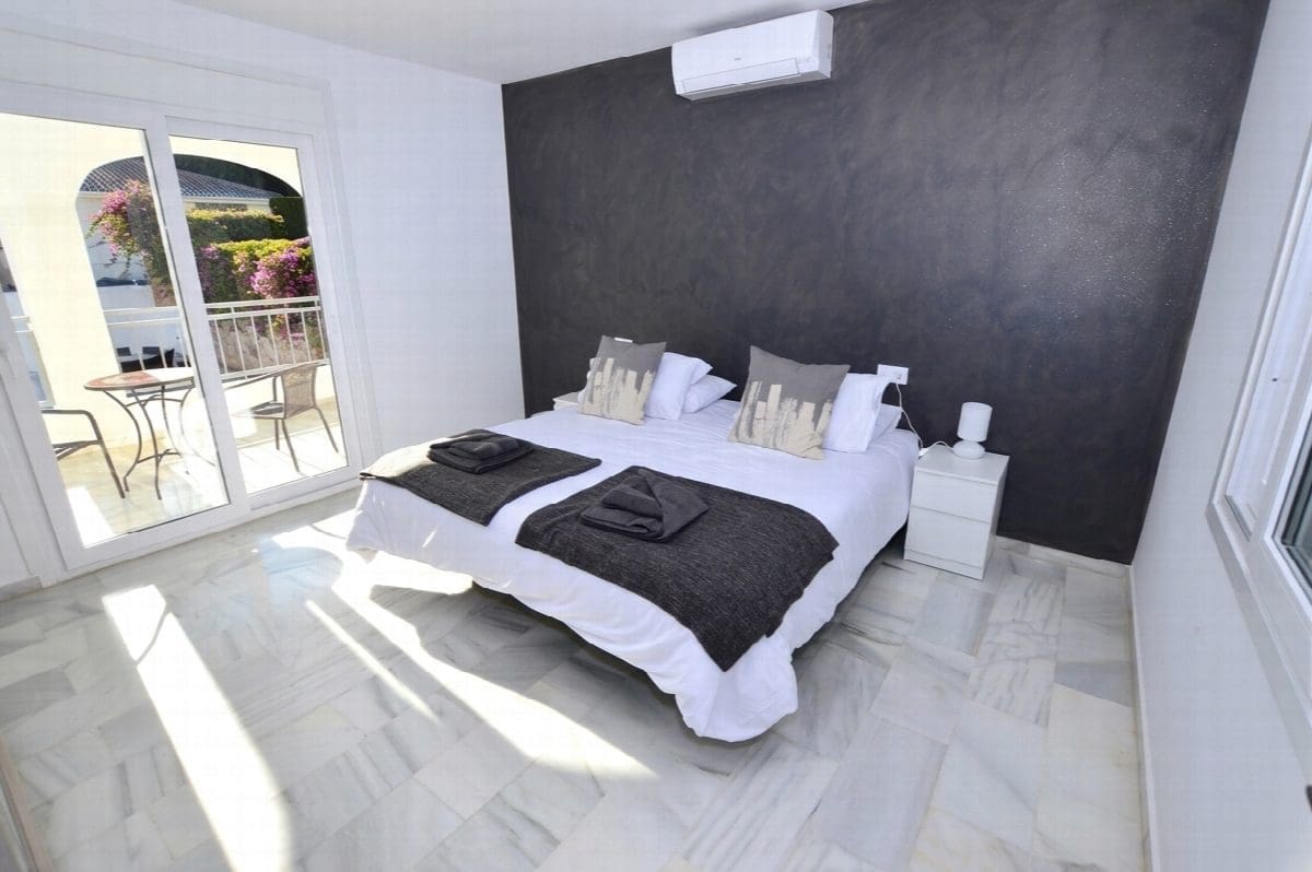 6 chambre Villa/Maison à vendre à Benalmadena Costa avec piscine - 1 450 000 € (Ref: 8668360)
