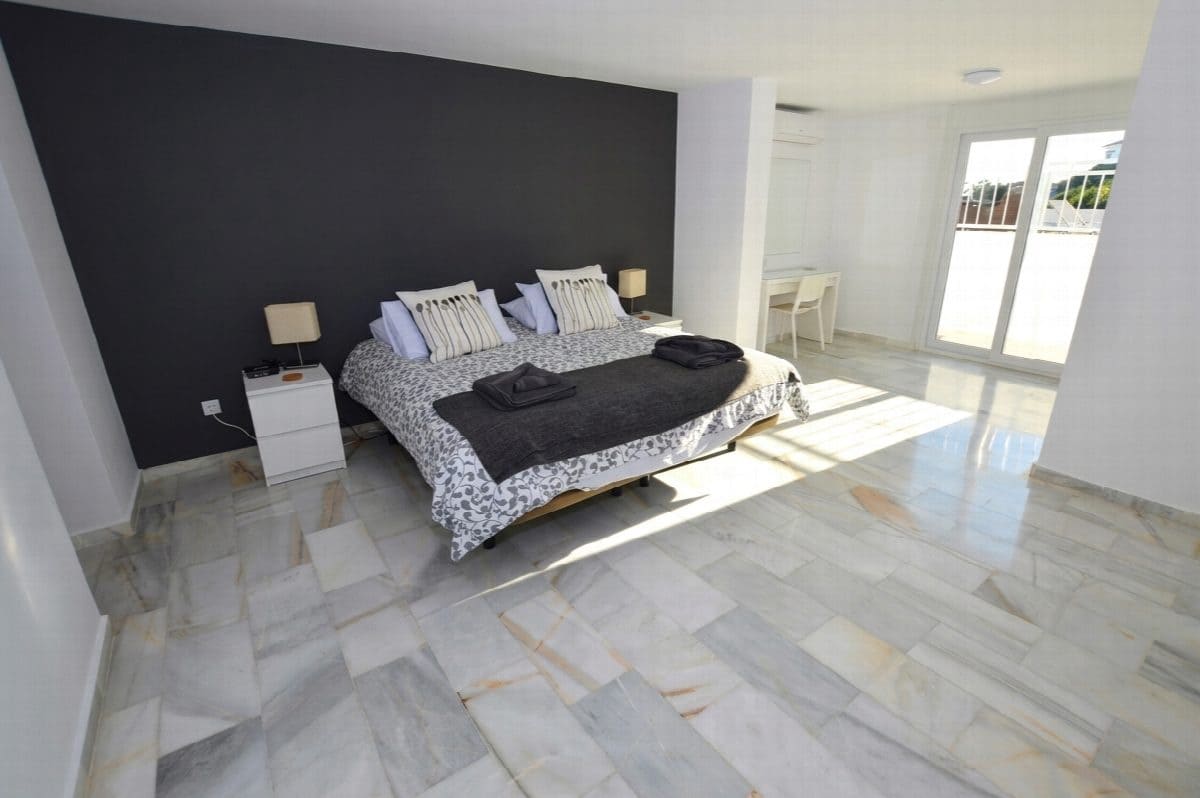 6 chambre Villa/Maison à vendre à Benalmadena Costa avec piscine - 1 450 000 € (Ref: 8668360)