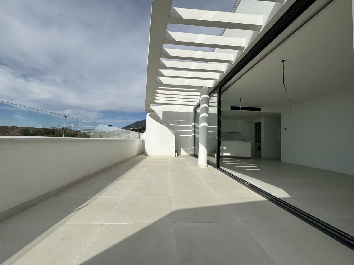 2 makuuhuone Huoneisto myytävänä paikassa Fuengirola mukana uima-altaan - 489 000 € (Ref: 8682167)