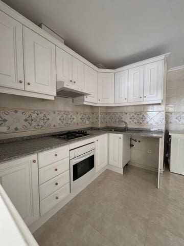 2 bedroom Penthouse for sale in Las Filipinas with pool garage - € 347,700 (Ref: 8691380)